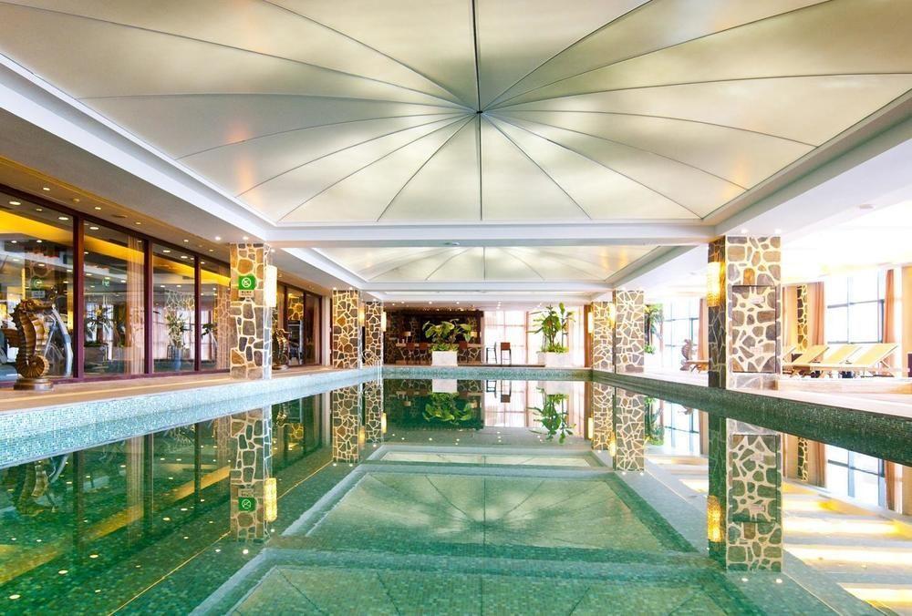临安中都青山湖畔大酒店 临安镇 外观 照片